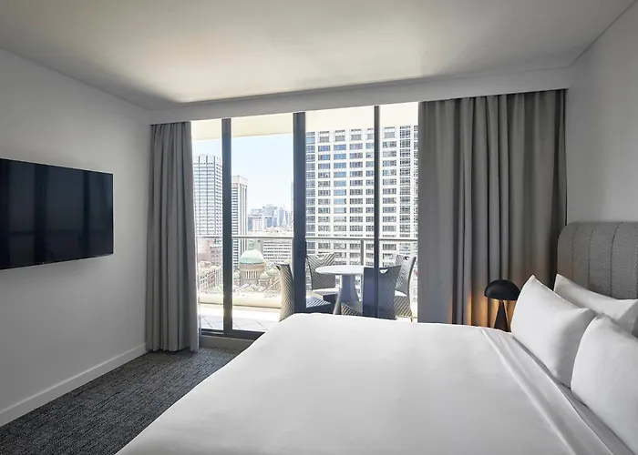 Meriton Suites Pitt Street, Sydney